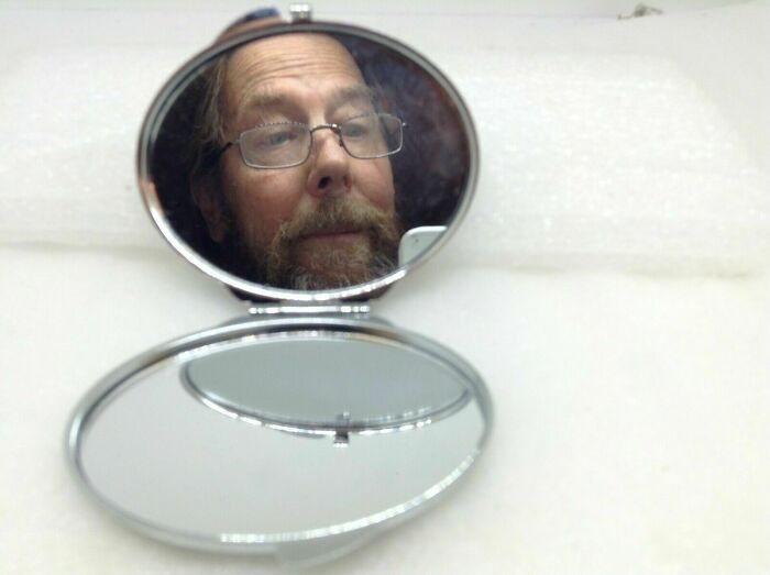Dad’s Ebay Listing For A Pocket Mirror That Actually Works