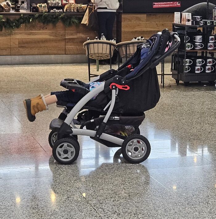Kid Having the Best Airport Moment Ever