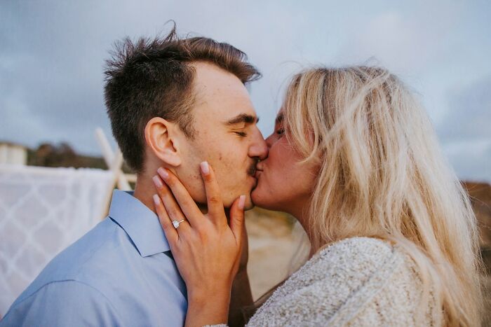 The 64 Absolutely Wild Things People Caught Their Partners Doing (And Couldn’t Unsee)
