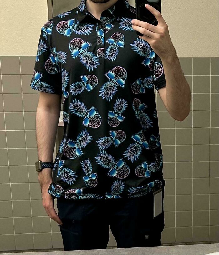 Let's Giggle at 63 Of The Most Facepalm-Worthy Clothing Fails Ever!