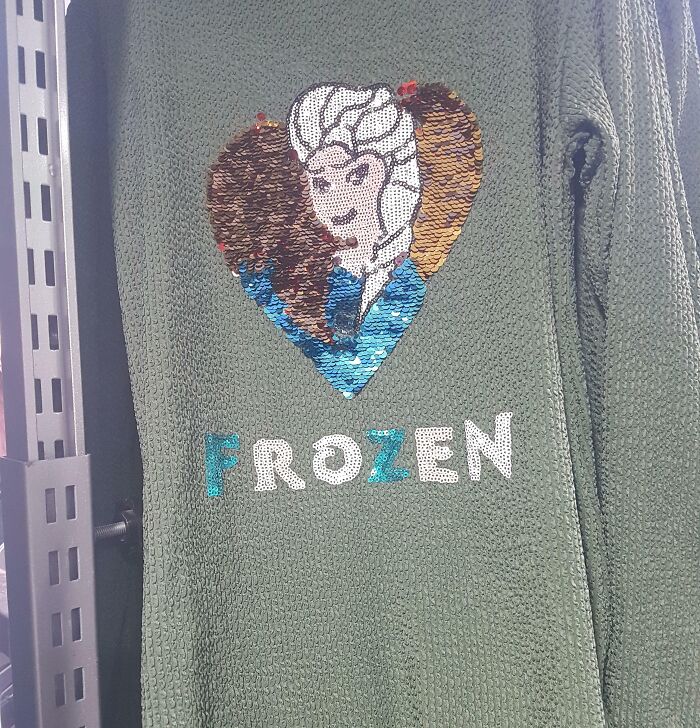 Let's Giggle at 63 Of The Most Facepalm-Worthy Clothing Fails Ever!