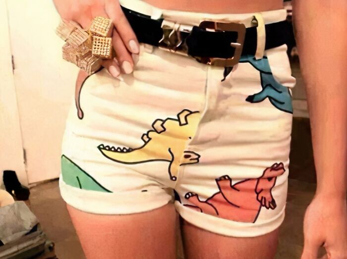 Let's Giggle at 63 Of The Most Facepalm-Worthy Clothing Fails Ever!