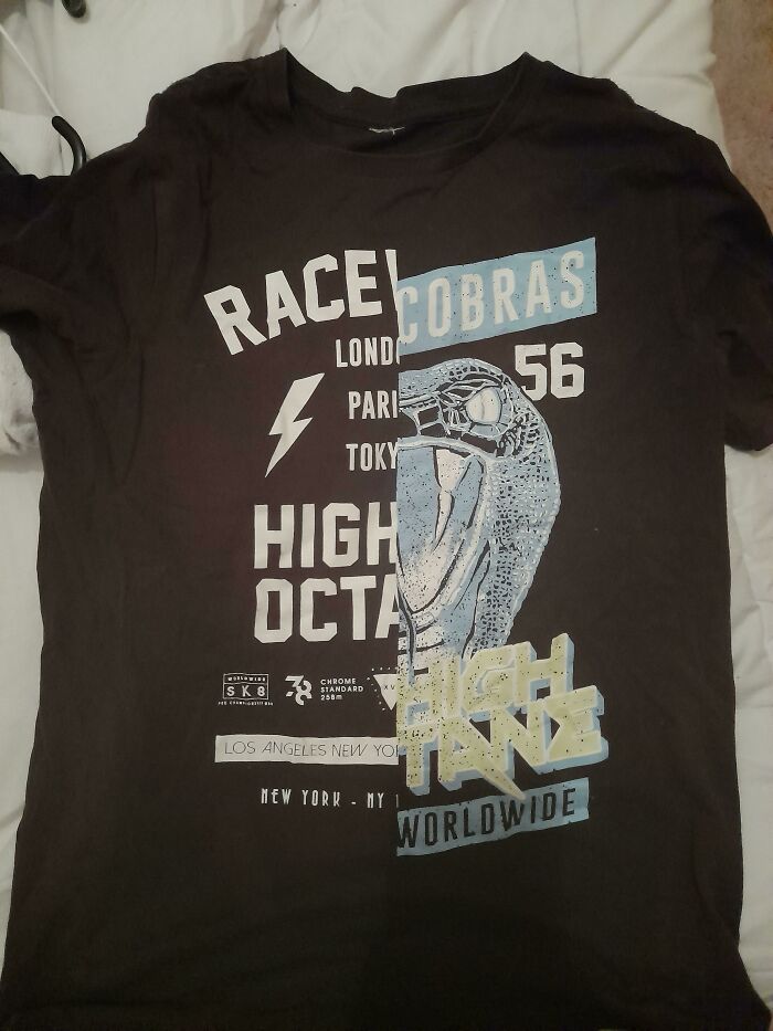 Let's Giggle at 63 Of The Most Facepalm-Worthy Clothing Fails Ever!
