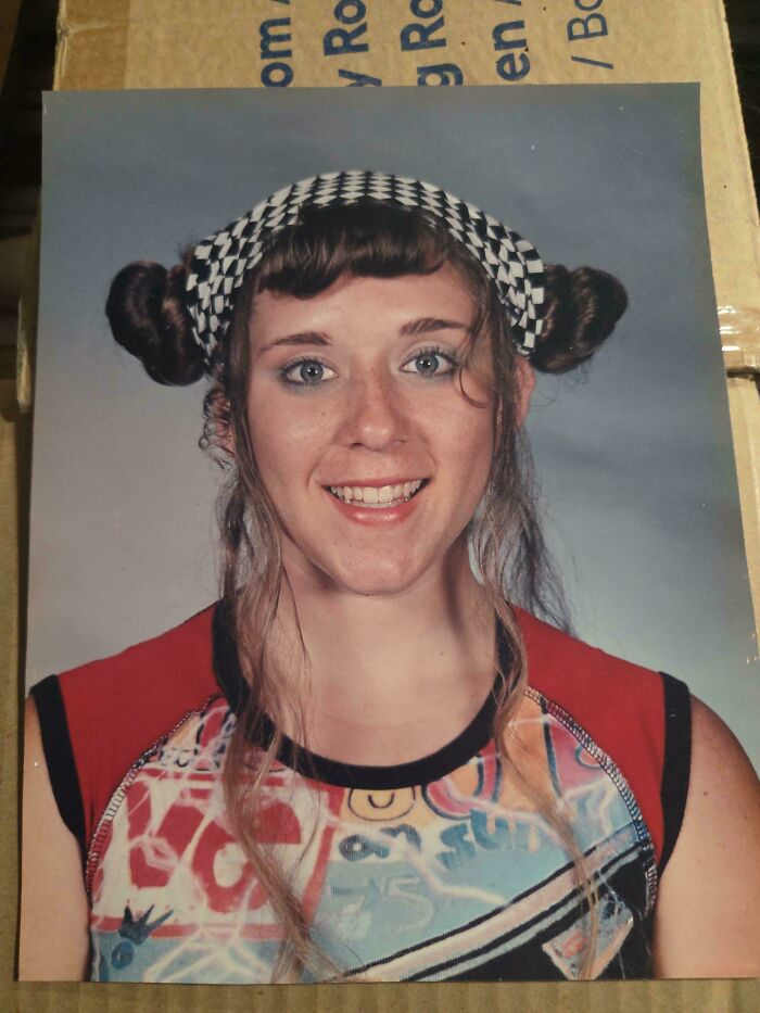 It Was 2003 and Internet Fashion Tips Didn’t Exist... Okay?