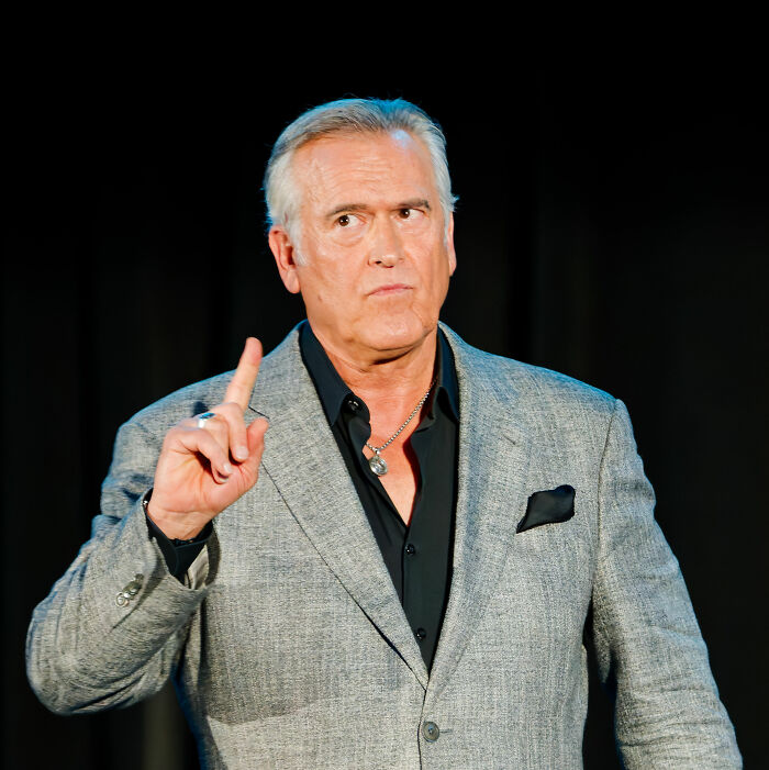 Bruce Campbell: The Cult Horror Hero, 68