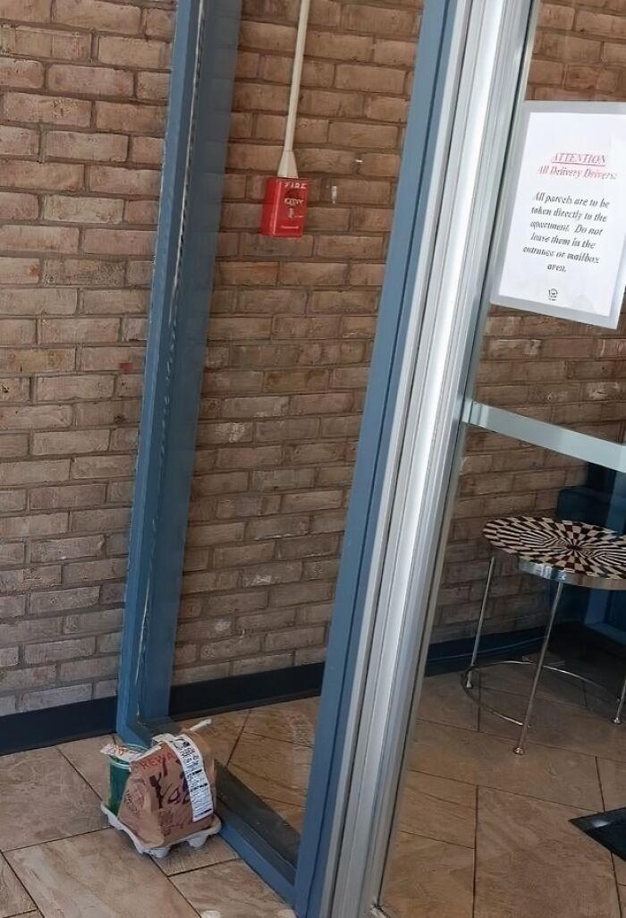DoorDash Driver Ignored 'Do Not Leave Here,' Then Sent This…