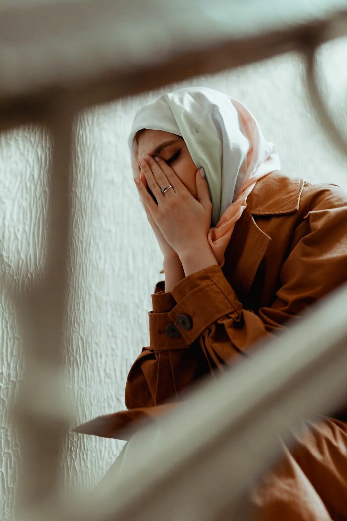Let's Peek Inside: 43 Wild Tales From Polygamist Households