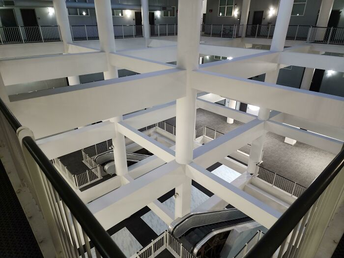 Wait, These Empty Spaces Actually Freak People Out?