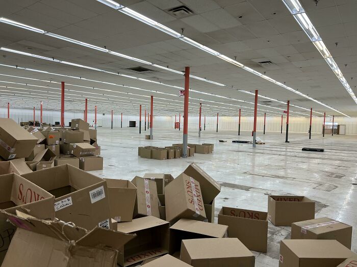 Wait, These Empty Spaces Actually Freak People Out?