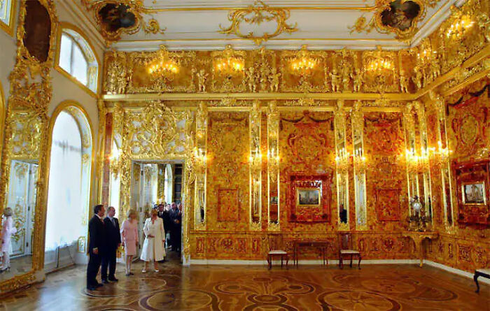 Amber Room Investigation: The 27 Crates That Hid in Plain Sight