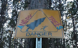 Signs On Trails That Are Way Too Honest (And Hilarious)