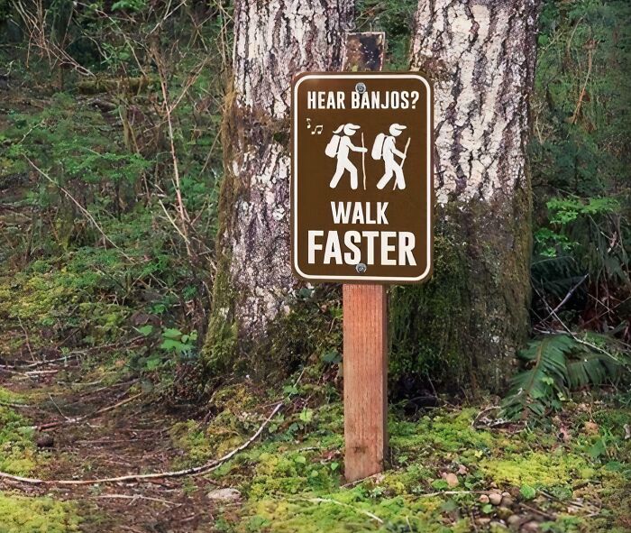 Signs On Trails That Are Way Too Honest (And Hilarious)