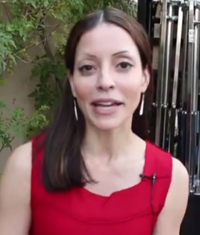 Emmanuelle Vaugier: Canadian Star Who Speaks Fluent French