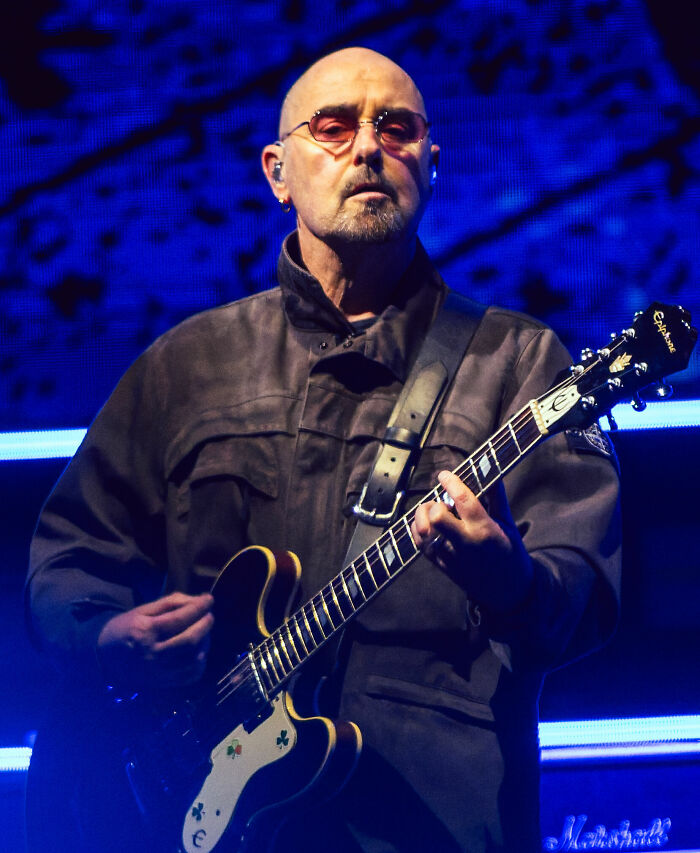 Paul Arthurs aka 'Bonehead': Kid with a Nickname for Haircuts