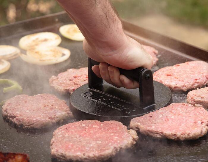 Dad’s Backyard Burger Game Just Went Pro Thanks to This Cast Iron Smashed Burger Press