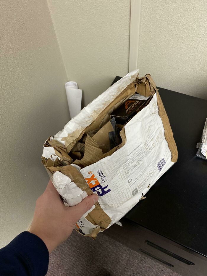 Wait, They Delivered It WHERE?! 78 Delivery Fails That Will Make You LOL