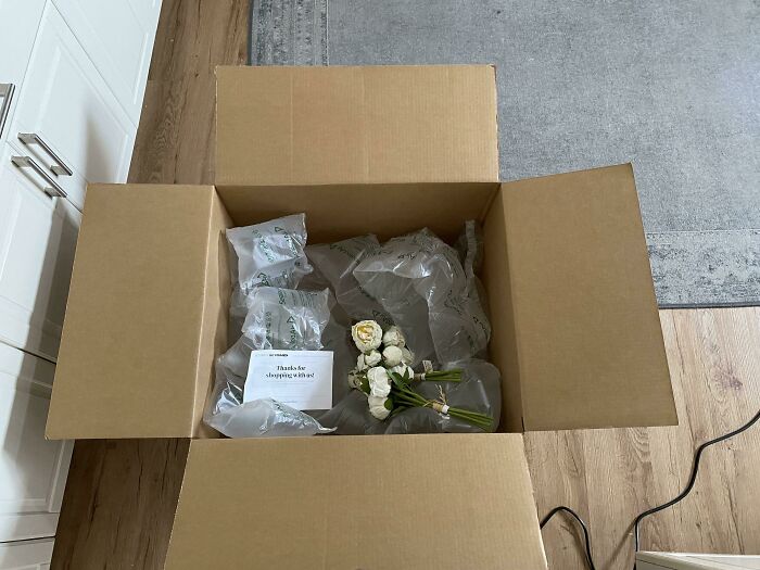 Wait, They Delivered It WHERE?! 78 Delivery Fails That Will Make You LOL