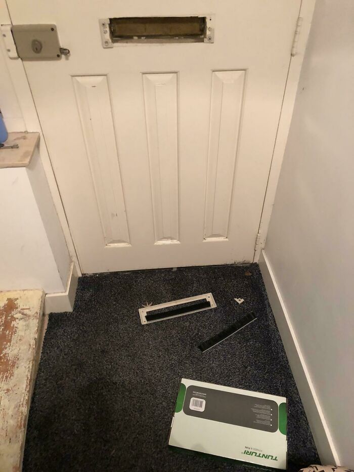 Wait, They Delivered It WHERE?! 78 Delivery Fails That Will Make You LOL