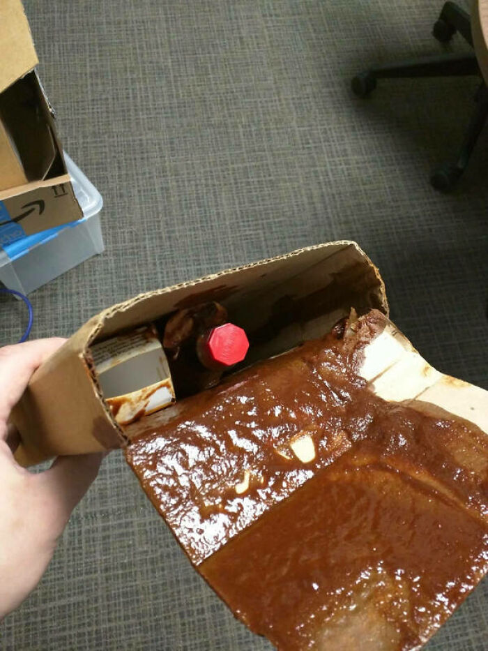 Wait, They Delivered It WHERE?! 78 Delivery Fails That Will Make You LOL