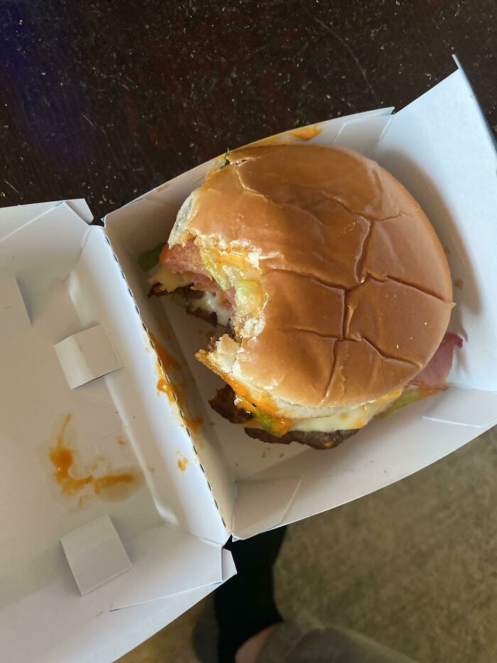 Wait, They Delivered It WHERE?! 78 Delivery Fails That Will Make You LOL