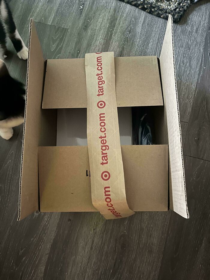 Wait, They Delivered It WHERE?! 78 Delivery Fails That Will Make You LOL