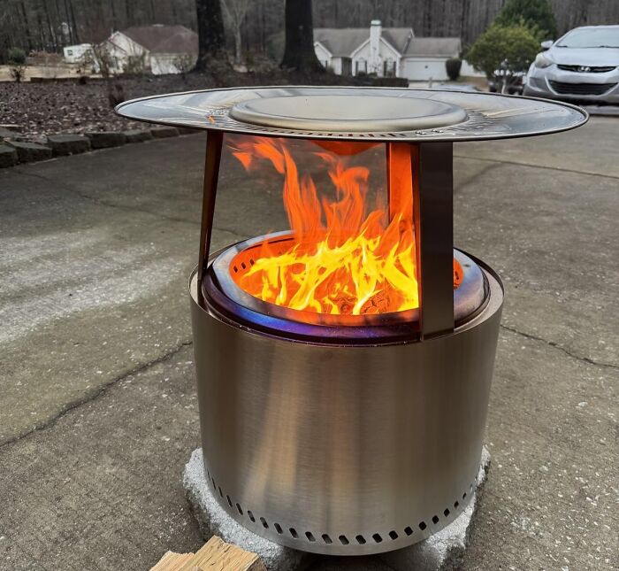 No More Stinky Campfire Smell Thanks To This 20-Inch Smokeless Patio Fire Pit