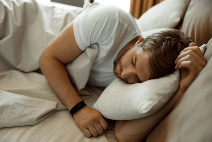 Weirdest & Funniest Myths About Men & Women That Just Don't Make Sense