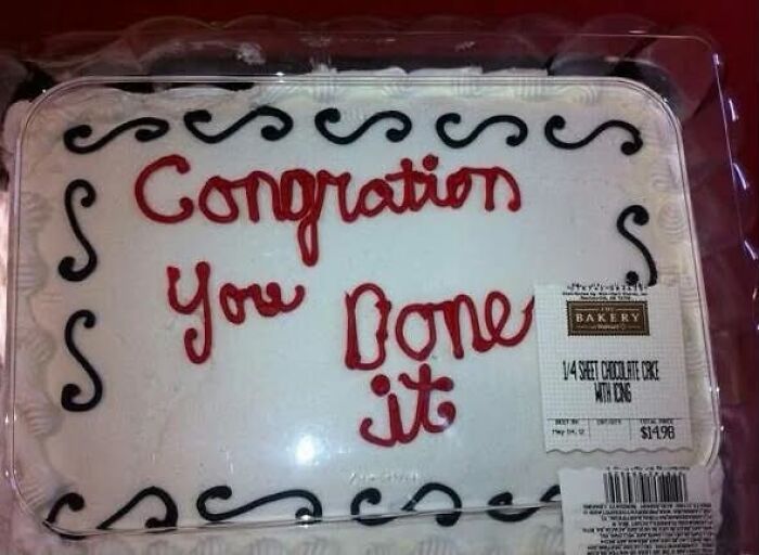 27 Cake Fails That Went From 'Yum!' to 'Uh, What Is That?!'