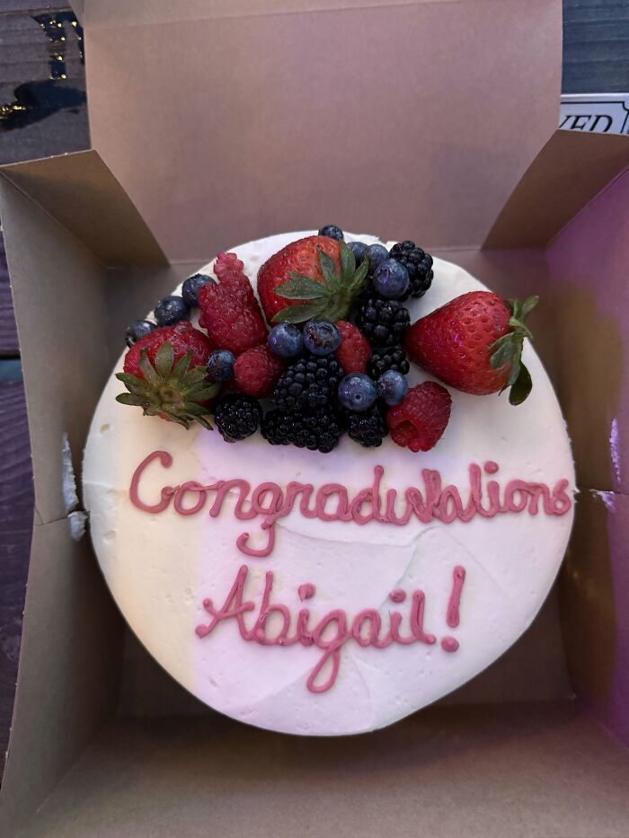 27 Cake Fails That Went From 'Yum!' to 'Uh, What Is That?!'