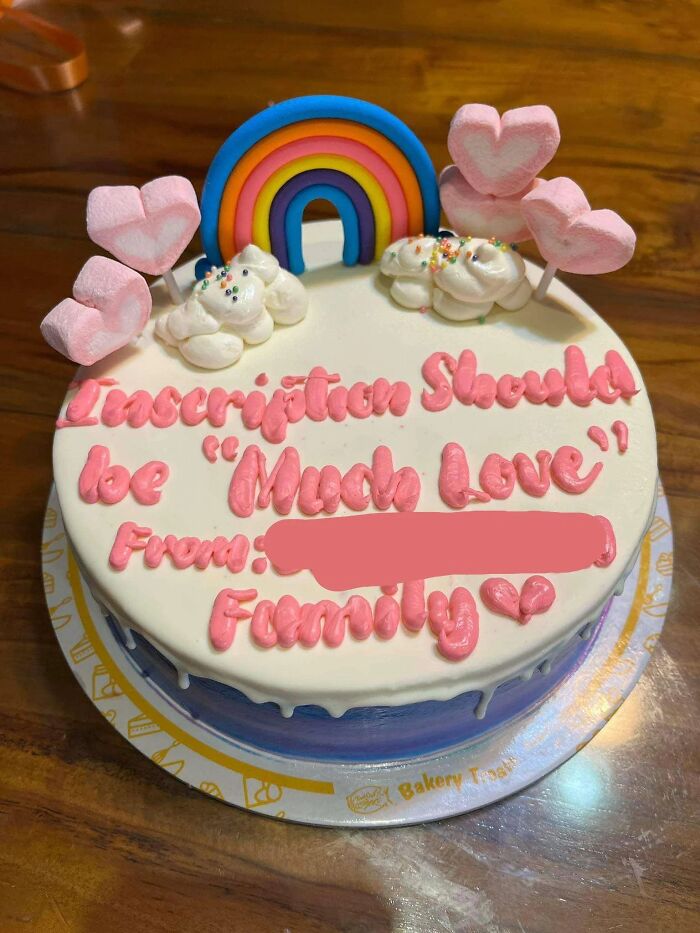 27 Cake Fails That Went From 'Yum!' to 'Uh, What Is That?!'