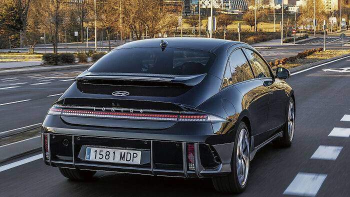 Hyundai Ioniq. Looks Like A Roly Poly