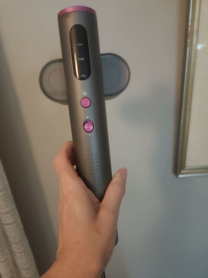 Wrinkled Suitcase Clothes? This Travel Steamer Has Got Your Back (No Iron Needed)