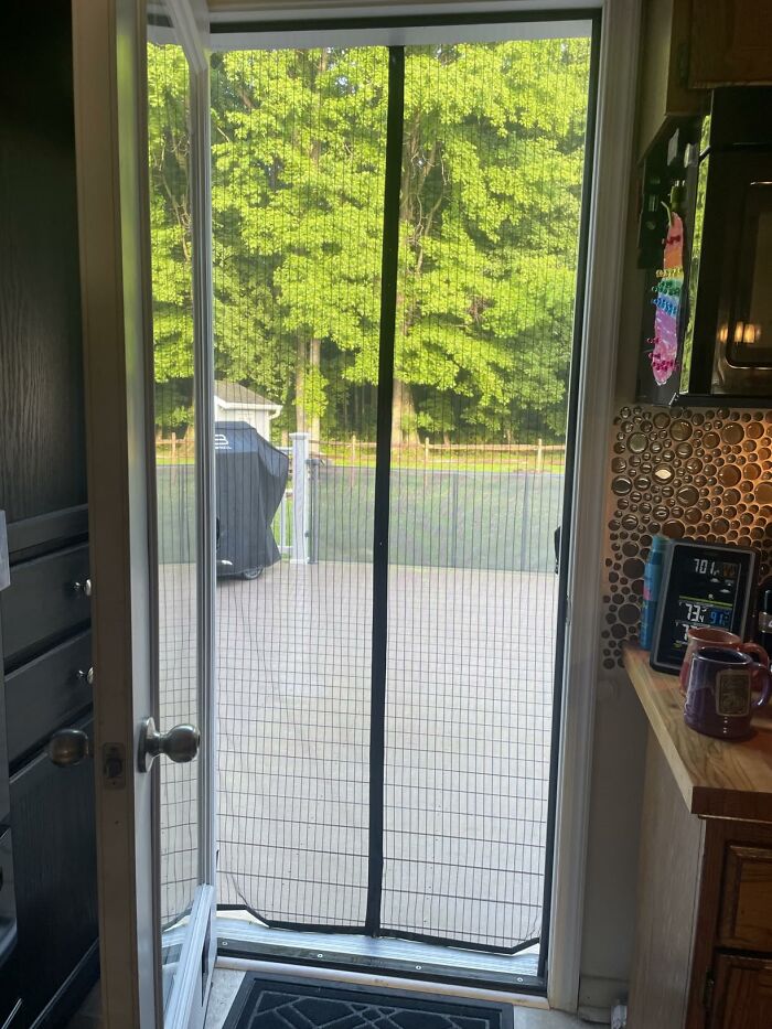 Magnetic Screen Doors That Snap Shut So Bugs Stay Out And You Don’t Have To Nag Anyone