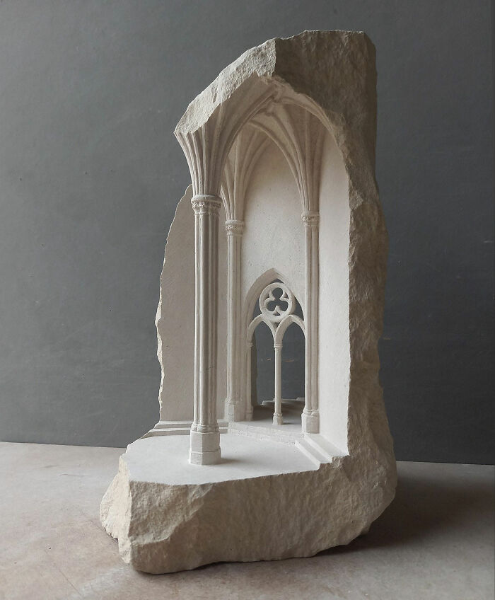 "Chapter House V" - English Gothic in Limestone