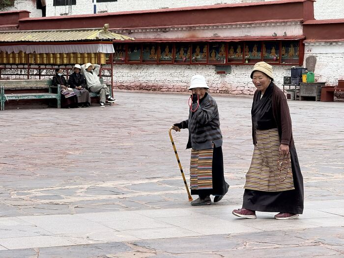 Tibetan Style: Local Women in Gyantse