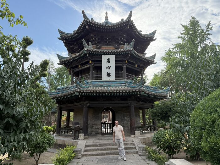 Chillin’ at the Great Mosque, Xi'an