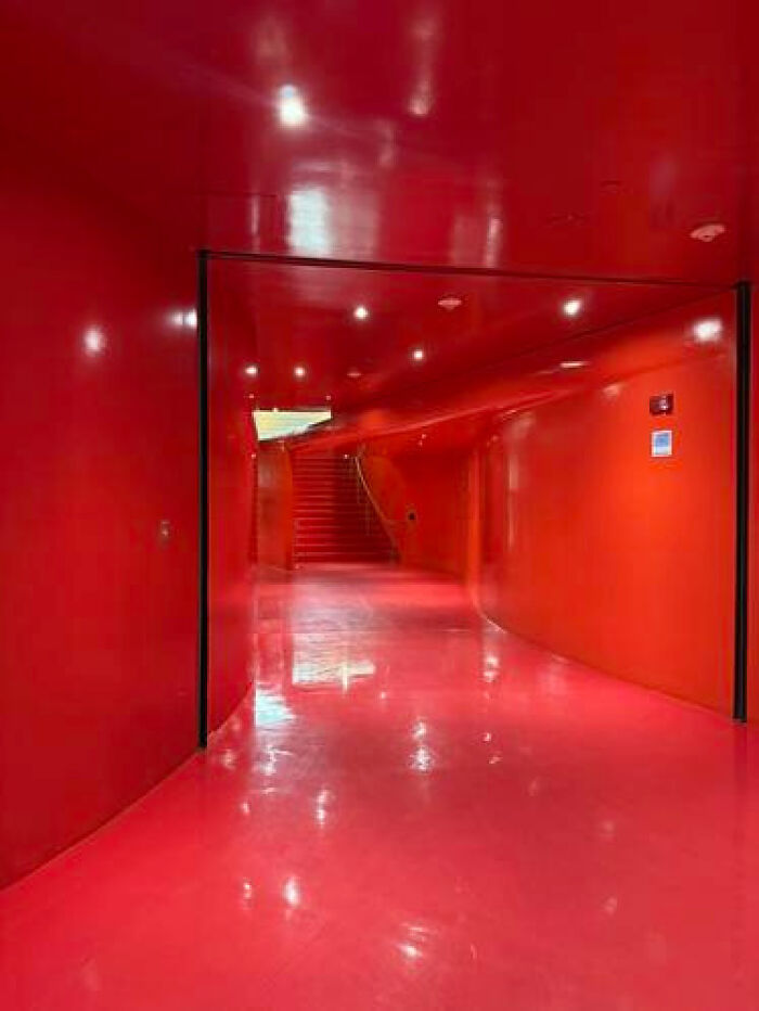The Wild World of Liminal Spaces: 91 Photos That Totally Mess With Your Head