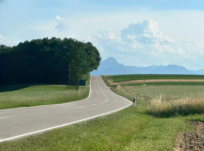 The Wild World of Liminal Spaces: 91 Photos That Totally Mess With Your Head