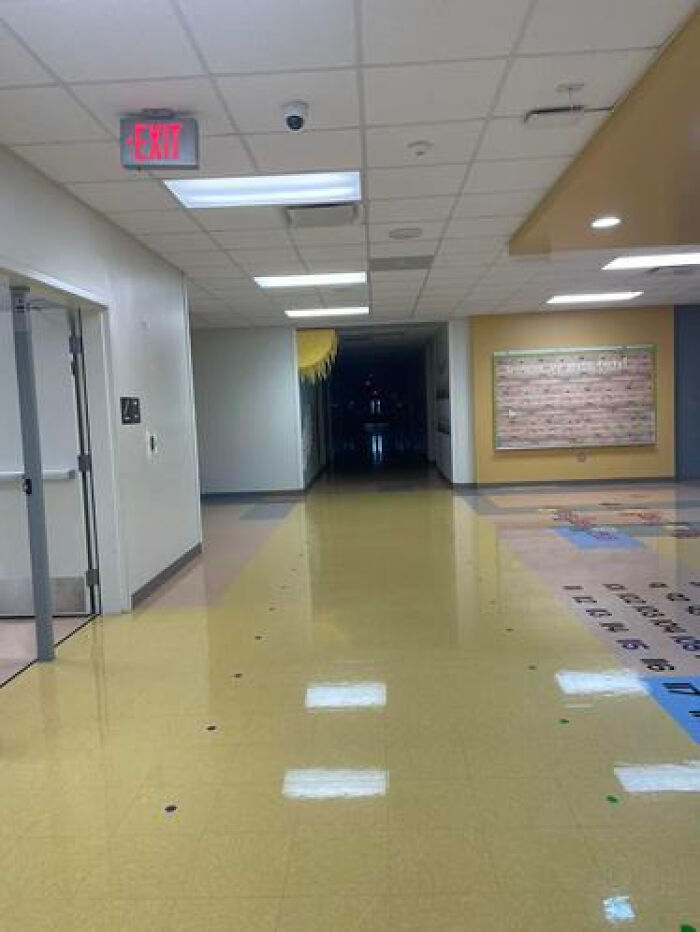 The Wild World of Liminal Spaces: 91 Photos That Totally Mess With Your Head