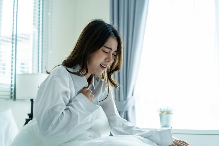 Wait, People Still Believe These Bizarre Human Body Myths?