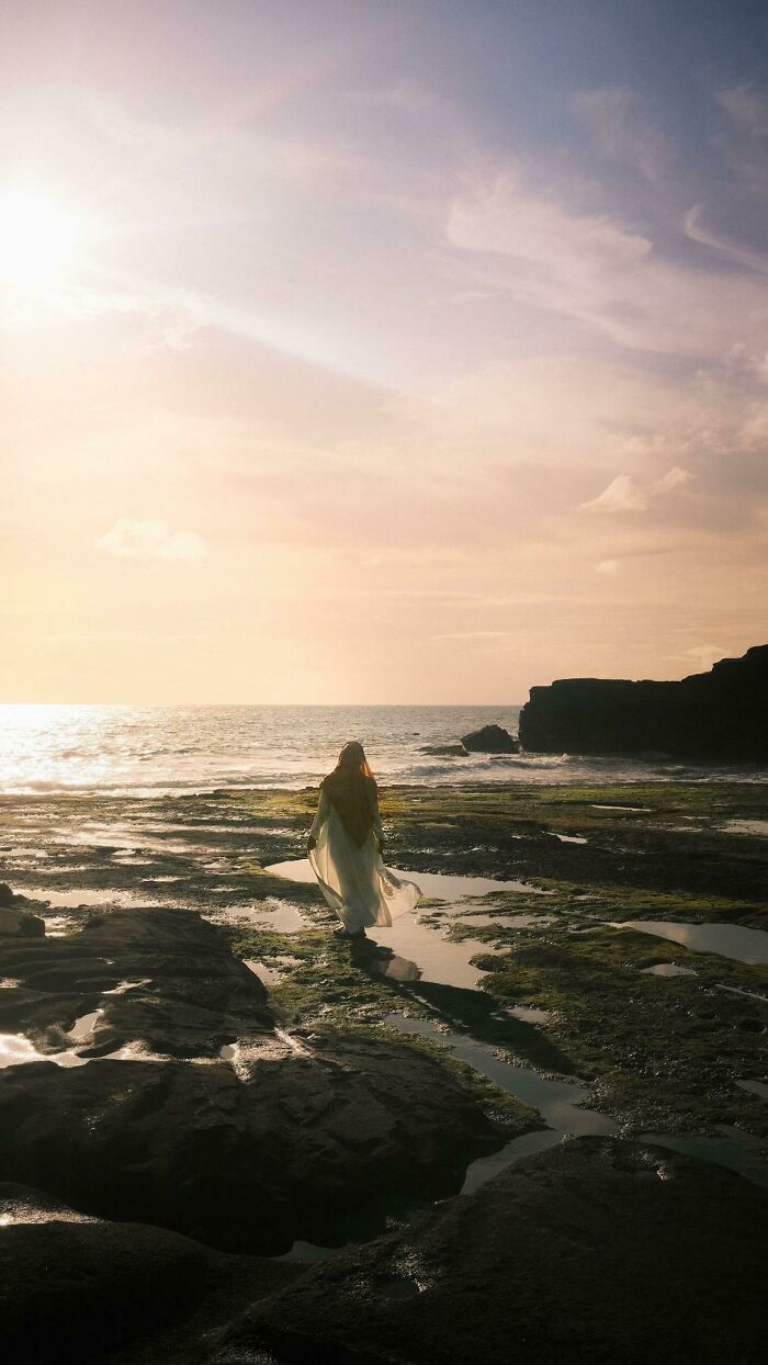 Strangers Snapped These Pictures And They’re Basically Mini Masterpieces