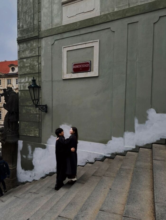Strangers Snapped These Pictures And They’re Basically Mini Masterpieces
