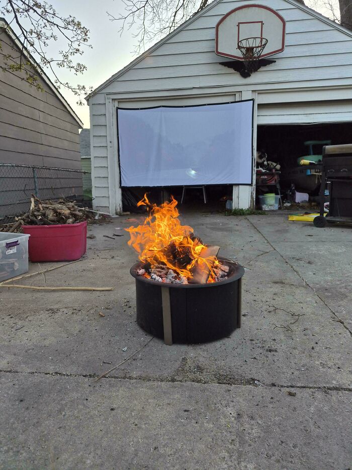 Movie Night Ideas for 7 and 8 Year Olds