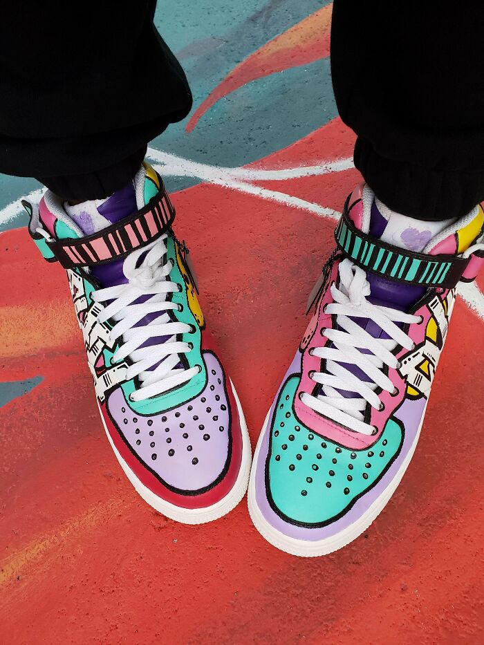 Upcycling Wonders: 85 Brilliant Things People Made From Stuff They Had Lying Around