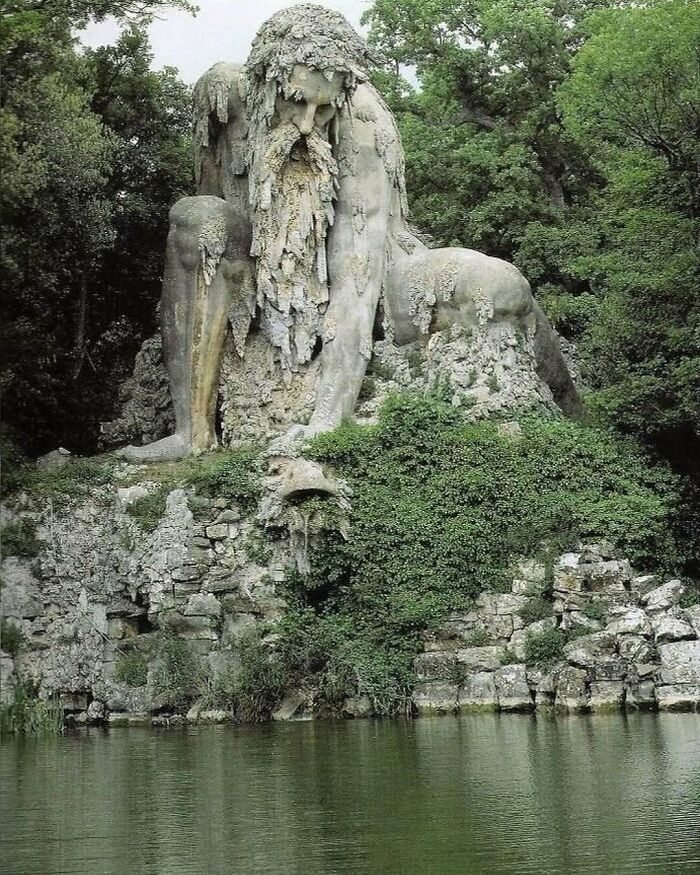 Behold The Mighty Appennino Colossus Of Florence!