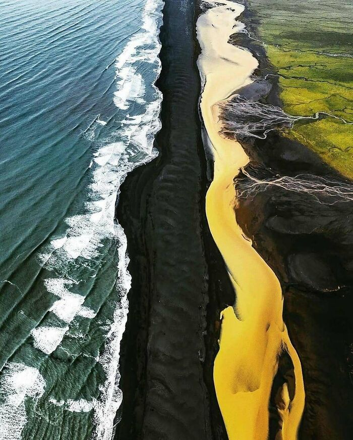 Icelandic Beach Showing Off All Its Colors