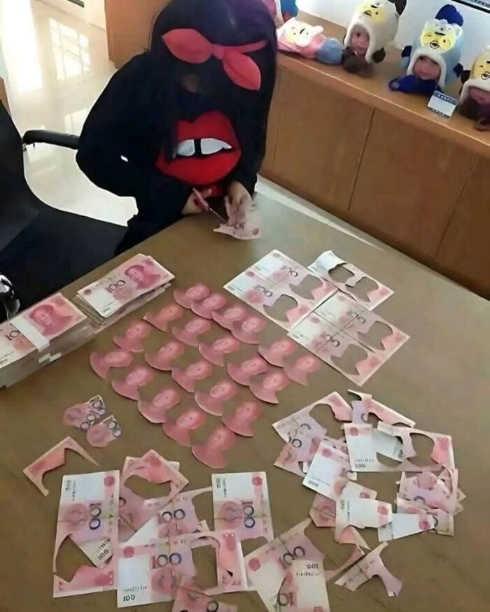 5-Year-Old Turns Banknotes Into Art, Dad’s Left With A $7,200 Ouch