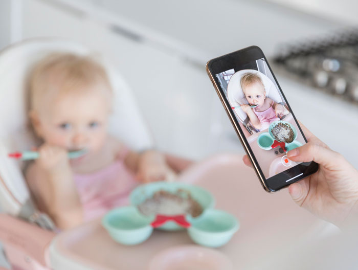 Wait, People Actually Found THIS On Their Late Parents' Phones?!