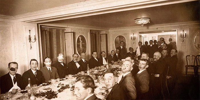 Wait, They Actually Took Photos Like This Back Then? 89 Totally Wild History Pics