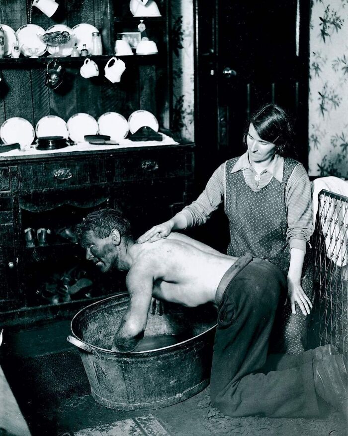 Wait, They Actually Took Photos Like This Back Then? 89 Totally Wild History Pics